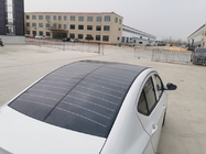 La voiture électrique 8KW avec panneau solaire génère de l'énergie pour une conduite plus longue